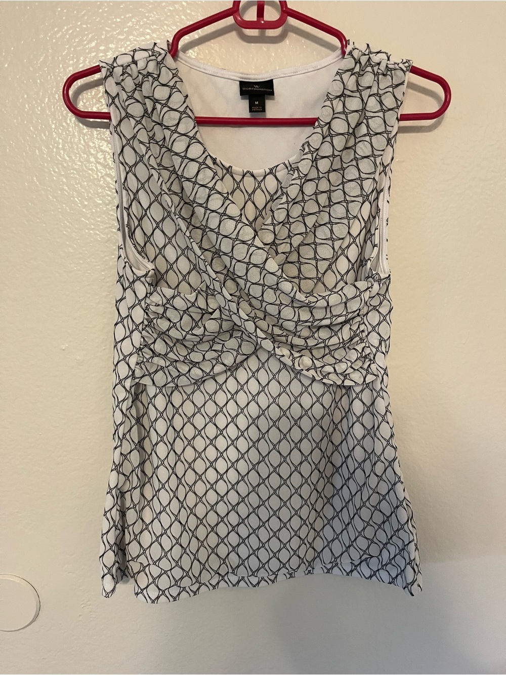 Worthington White & Black Sleeveless Twist-Front Patterned Camisole